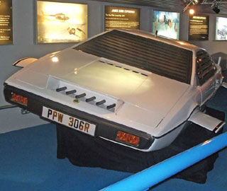 James Bond Experience