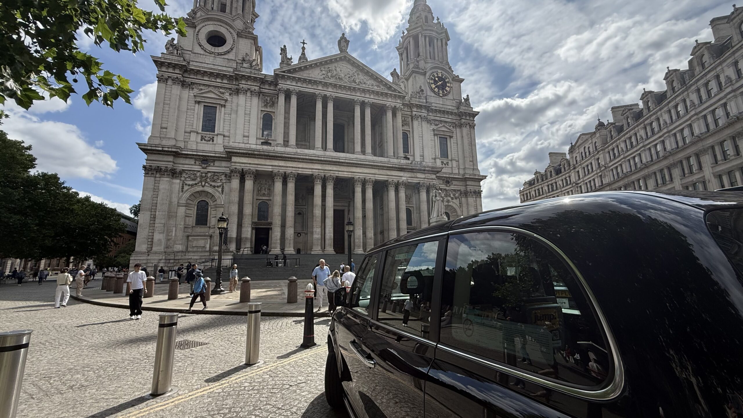Doctor Who Tour of London by Taxi