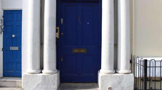 Notting hill tour - blue door