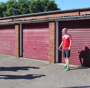 Only Fools and Horses Tour - Dels garage